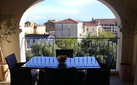 appartement climatise a 300 m de la mer